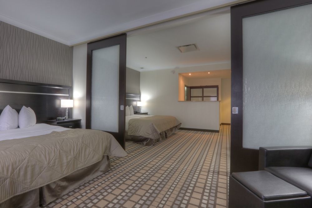 Clarion Hotel & Suites Winnipeg Exterior foto